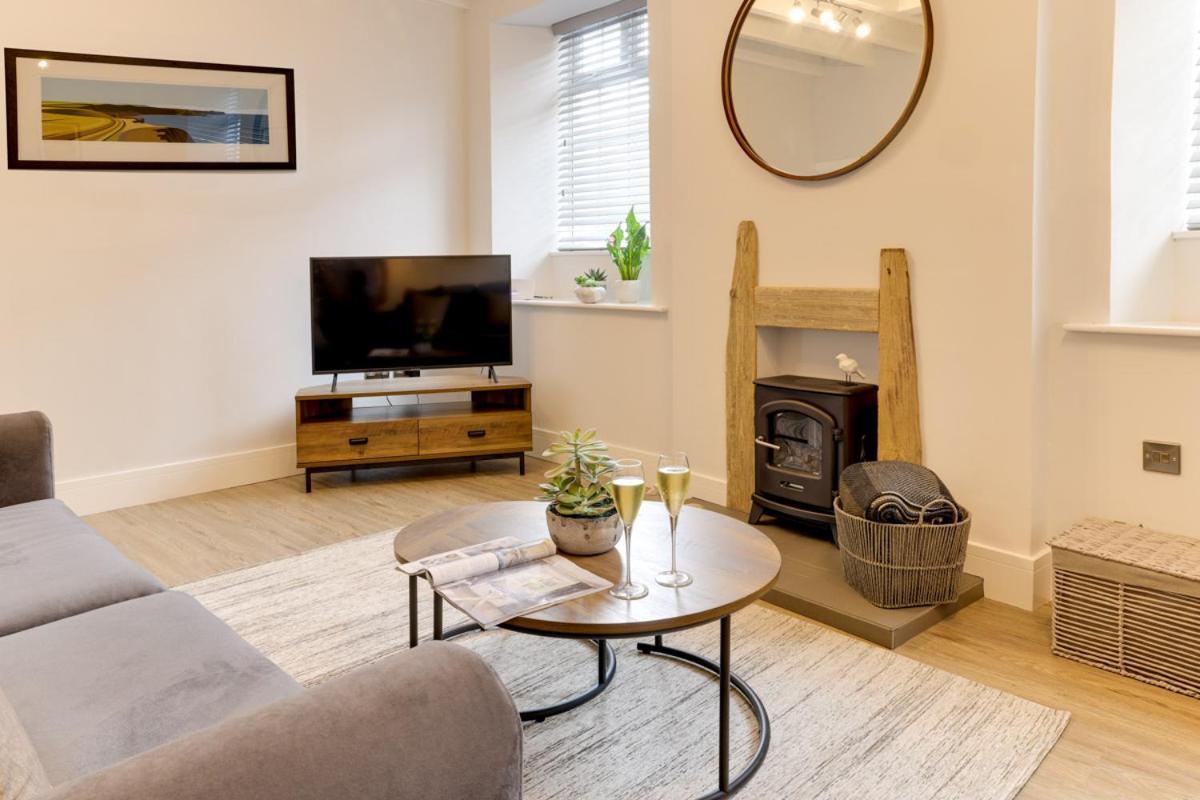 Beam End Snainton - Modern 2-Bedroom Stone Cottage Екстер'єр фото
